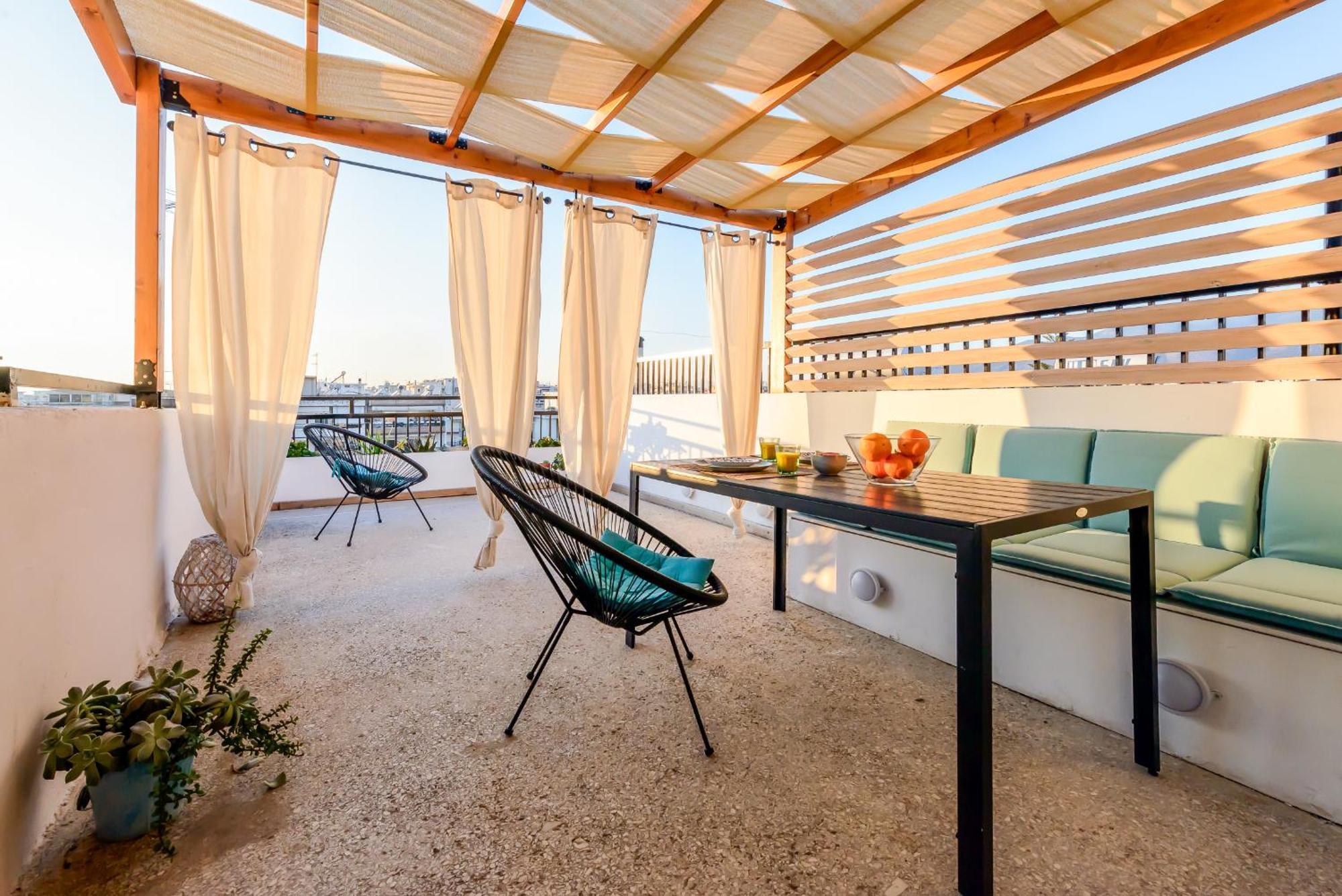 Appartement Lucy In The Sky With Diamonds à Kalamata Extérieur photo